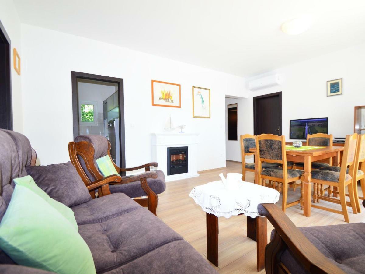 Apartment Amiela Trogir Exterior foto